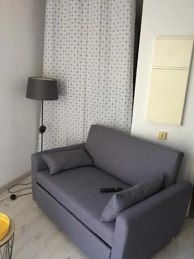 Le Beout Apartment Lourdes 0*,